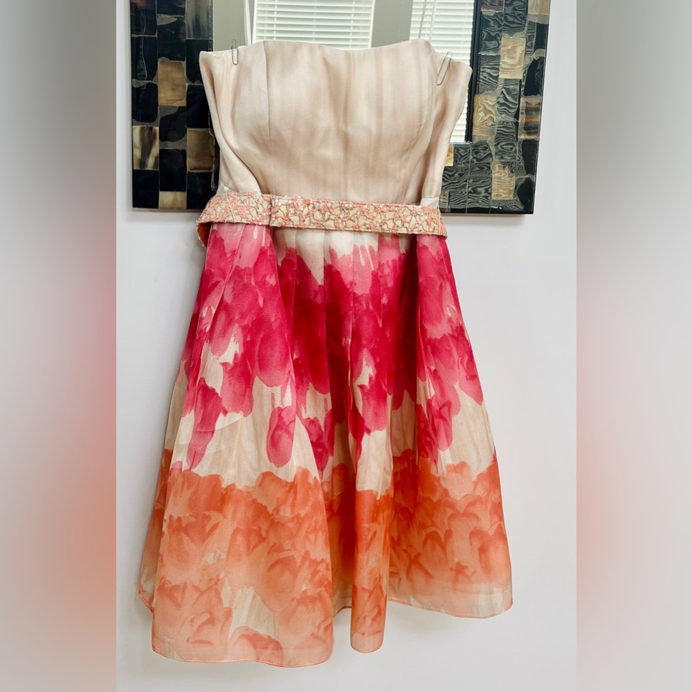 Like New! Kay Unger Elegant Pink and Orange Floral Formal Dress - Formal Size 10